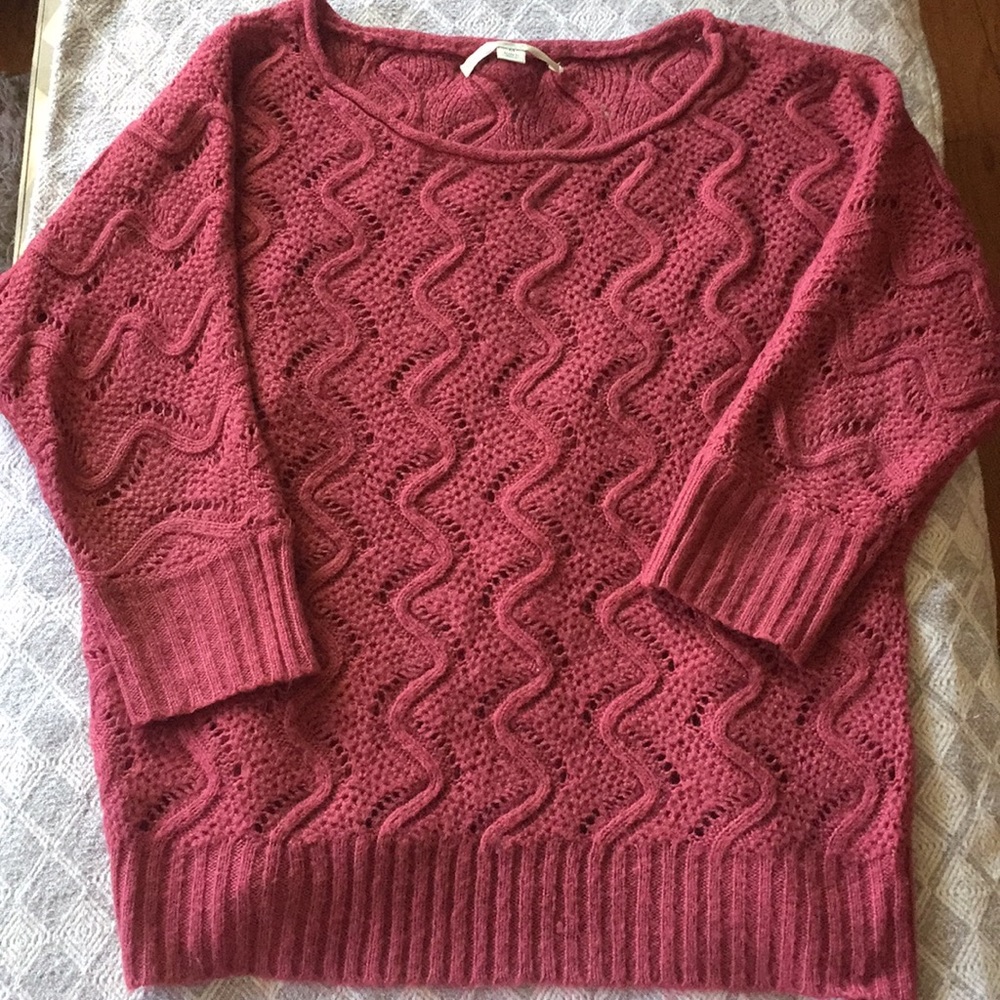 Lauren Conrad sweater 3/4 sleeve. Pink.  Size M.